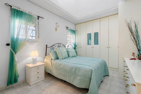 Villa a Rojales, Alicante, Rojales - € 399.000 | Ref: LF-48150 - foto 20