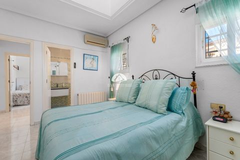 Villa a Rojales, Alicante, Rojales - € 399.000 | Ref: LF-48150 - foto 21