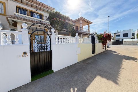 Stadthaus in Punta Prima, Alicante, Punta Prima - € 235.000 | Ref: R11981 - Foto 48