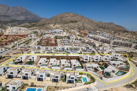 Villa a Finestrat, Alicante, Finestrat - € 690.950 | Ref: 784131 - foto 11