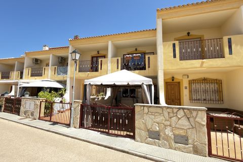 Omakotitalo La Zeniassa, Alicante - kuva 1