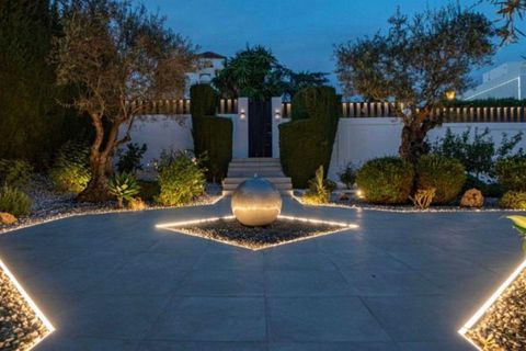 Villa i Marbella, Malaga, Marbella - € 2.800.000 | Ref: MLSC8459251 - foto 1