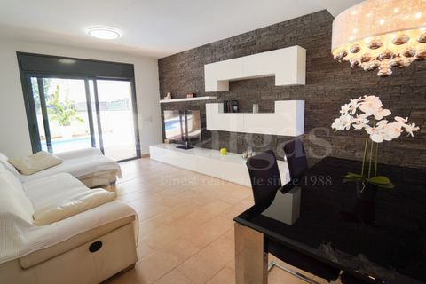 Villa a Empuriabrava, Gerona, Empuriabrava - € 490.000 | Ref: 509 - foto 7