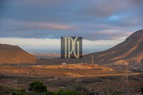 Villa i Chayofa, Tenerife, Chayofa - € 1.250.000 | Ref: OPS1938R - foto 5