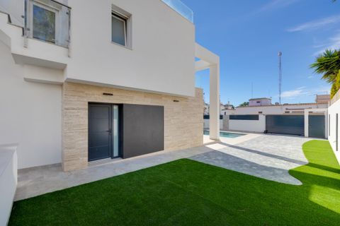 Villa a Torrevieja, Alicante, Torrevieja - € 750.000 | Ref: DLS0681 - foto 3