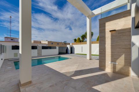 Villa a Torrevieja, Alicante, Torrevieja - € 750.000 | Ref: DLS0681 - foto 10