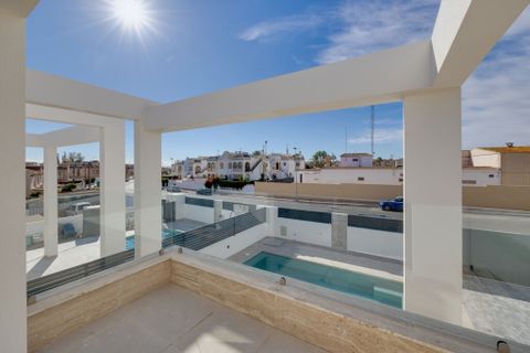 Villa a Torrevieja, Alicante, Torrevieja - € 750.000 | Ref: DLS0681 - foto 12