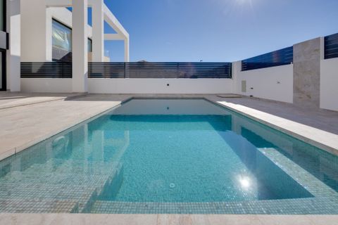 Villa a Torrevieja, Alicante, Torrevieja - € 750.000 | Ref: DLS0681 - foto 22
