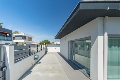 Villa i Setubal, Setubal, Setubal - € 550 000 | Ref: DH480 - foto 2