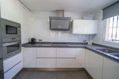 Villa in Nerja, Malaga, Nerja - € 1,250/month | Ref: DH30235 - photo 7