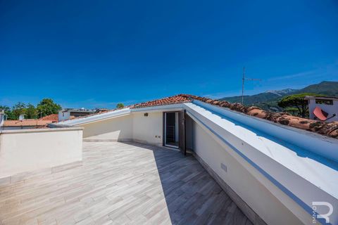 Villa i Montignoso, Massa and Carrara, Montignoso - € 780.000 | Ref: R07247CAVI - foto 34