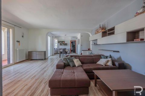 Villa i Montignoso, Massa and Carrara, Montignoso - € 780.000 | Ref: R07247CAVI - foto 13