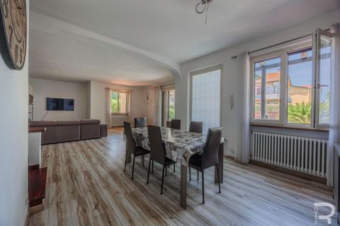 Villa i Montignoso, Massa and Carrara, Montignoso - € 780.000 | Ref: R07247CAVI - foto 18