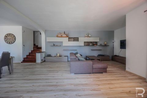 Villa i Montignoso, Massa and Carrara, Montignoso - € 780.000 | Ref: R07247CAVI - foto 15