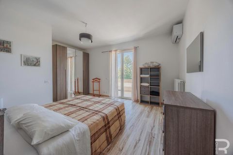 Villa i Montignoso, Massa and Carrara, Montignoso - € 780.000 | Ref: R07247CAVI - foto 27