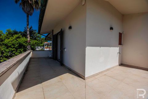 Villa i Montignoso, Massa and Carrara, Montignoso - € 780.000 | Ref: R07247CAVI - foto 30