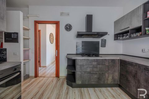 Villa i Montignoso, Massa and Carrara, Montignoso - € 780.000 | Ref: R07247CAVI - foto 20