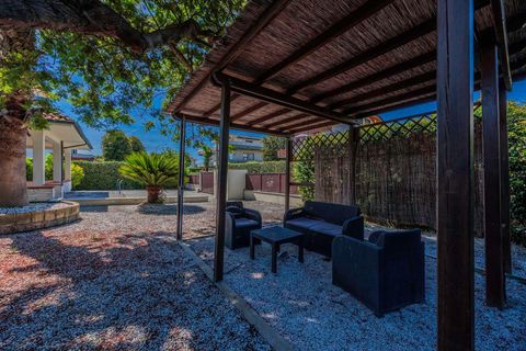 Villa i Montignoso, Massa and Carrara, Montignoso - € 780.000 | Ref: R07247CAVI - foto 8