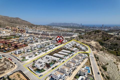 Villa a Finestrat, Alicante, Finestrat - € 690.950 | Ref: MWN9835-F/5187 - foto 4