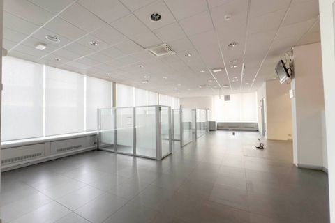 L'establiment comercial a Moncalieri, Turin, Moncalieri - € 10.340/mes | Ref: 13978 - foto 14