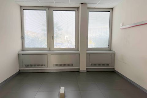 L'establiment comercial a Moncalieri, Turin, Moncalieri - € 10.340/mes | Ref: 13978 - foto 19