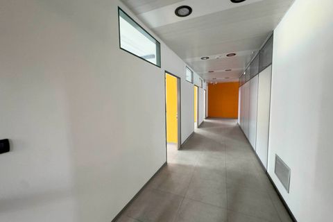 L'establiment comercial a Moncalieri, Turin, Moncalieri - € 15.000/mes | Ref: 13979 - foto 4