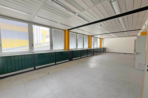 L'establiment comercial a Moncalieri, Turin, Moncalieri - € 15.000/mes | Ref: 13979 - foto 5