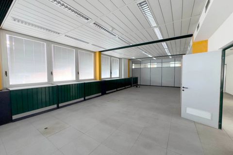L'establiment comercial a Moncalieri, Turin, Moncalieri - € 15.000/mes | Ref: 13979 - foto 9