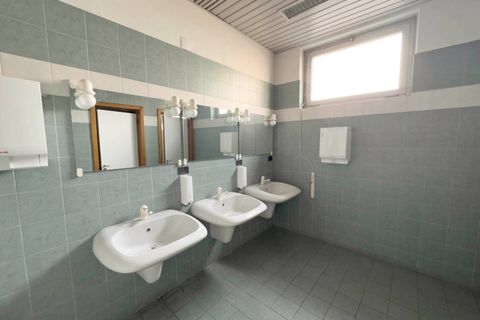 L'establiment comercial a Moncalieri, Turin, Moncalieri - € 15.000/mes | Ref: 13979 - foto 12