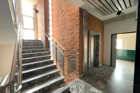 L'establiment comercial a Moncalieri, Turin, Moncalieri - € 15.000/mes | Ref: 13979 - foto 15