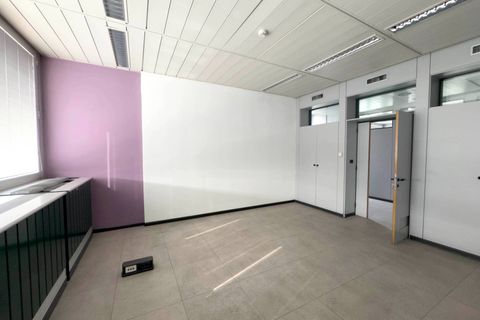 L'establiment comercial a Moncalieri, Turin, Moncalieri - € 15.000/mes | Ref: 13979 - foto 20