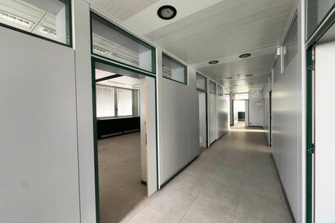 L'establiment comercial a Moncalieri, Turin, Moncalieri - € 15.000/mes | Ref: 13979 - foto 21