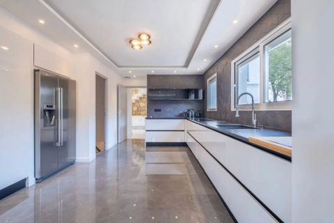 Villa i Biot, Alpes-Maritimes, Biot - € 2.250.000 | Ref: HH-16204415 - foto 7