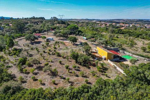Helårsgrund i Alcobaca, Leiria, Alcobaca - € 190.000 | Ref: C0222-07092 - foto 1
