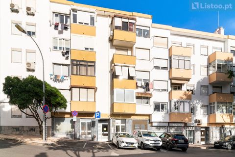 Lejlighed i Carnaxide, Lisbon, Carnaxide - € 340.000 | Ref: L2026405 - foto 2