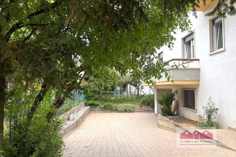 Villa a Creazzo, Vicenza, Creazzo - € 400.000 | Ref: VS81 - foto 2