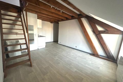 Dúplex a Dijon, Cote-d'Or, Dijon - € 480/mes | Ref: EB-3961 - foto 4