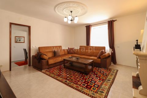 Haus in Alenquer, Lisbon, Alenquer - € 300.000 | Ref: 295260061 - Foto 1