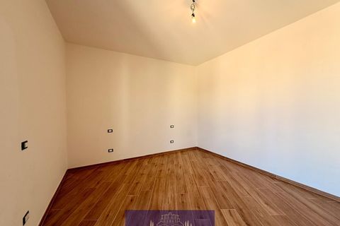Lejlighed i Florence, Florence, Florence - € 240.000 | Ref: a26235 - foto 12