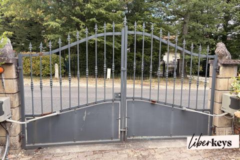 Villa a Les Bordes, Loiret, Les Bordes - € 226.800 | Ref: DOM33484 - foto 3