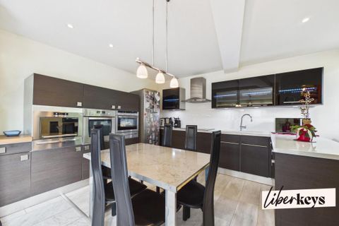 Lejlighed i Strasbourg, Bas-Rhin, Strasbourg - € 1.025.000 | Ref: DOM33179 - foto 2