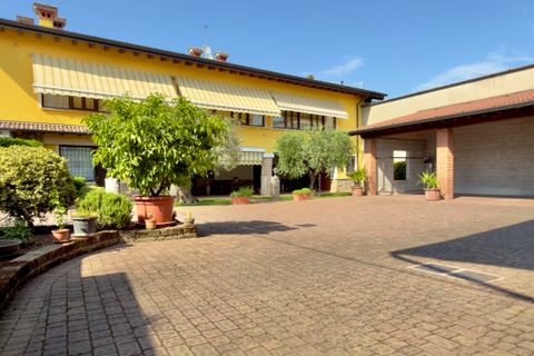 Lejlighed i Bedizzole, Brescia, Bedizzole - € 224.000 | Ref: 12630 - foto 1