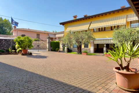 Villa i Bedizzole, Brescia, Bedizzole - € 890.000 | Ref: 12637 - foto 6