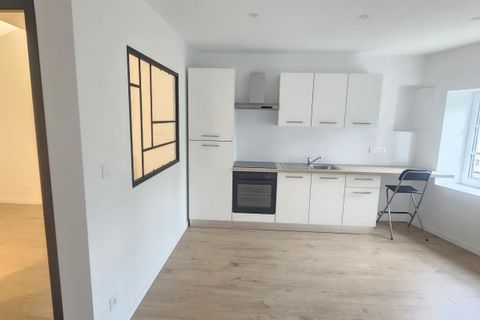 Lejlighed i Sain-Bel, Rhone, Sain-Bel - € 150.000 | Ref: GV804 - foto 1