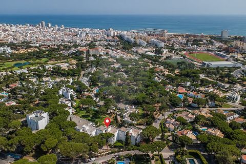 Lejlighed i Vilamoura, Faro, Vilamoura - € 270.000 | Ref: 122001047-63 - foto 12