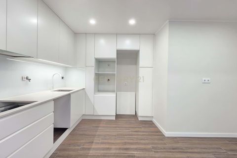 Lejlighed i Amadora, Lisbon, Amadora - € 299.000 | Ref: C0221-03900 - foto 2