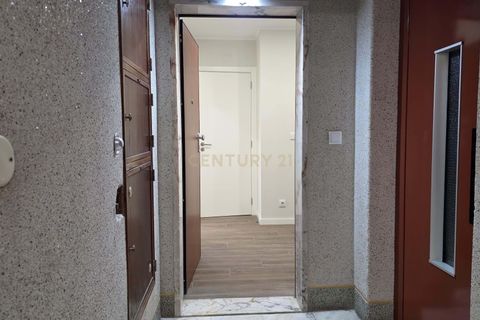 Lejlighed i Amadora, Lisbon, Amadora - € 299.000 | Ref: C0221-03900 - foto 17