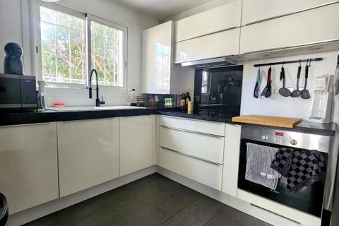 Villa en Vitrolles, Bouches-du-Rhone, Vitrolles - € 349.000 | Ref: 87087533 - photo 3