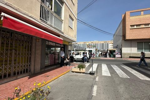 Leilighet i Torrevieja, Alicante, Torrevieja - € 154 900 | Ref: 27-373-457-11-924/77219 - foto 32