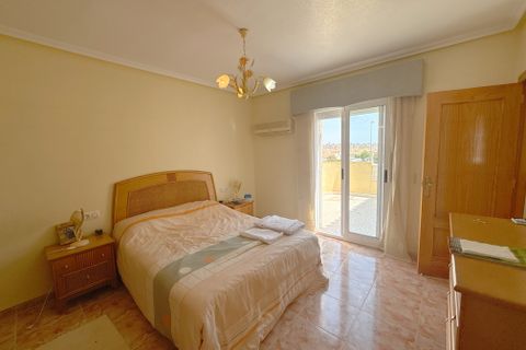 Villa i Cabo Roig, Alicante, Cabo Roig - € 349.950 | Ref: 34-178402/77953 - foto 21